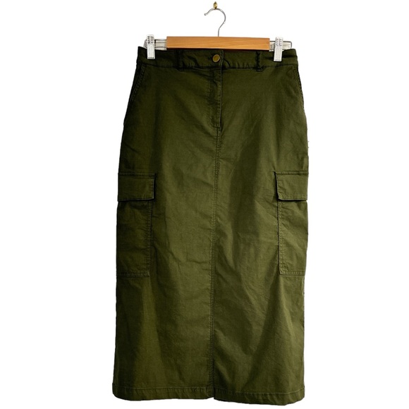Nicole Miller Cargo Skirt Army Green Size 2 NWOT
(G3) - Picture 2 of 8